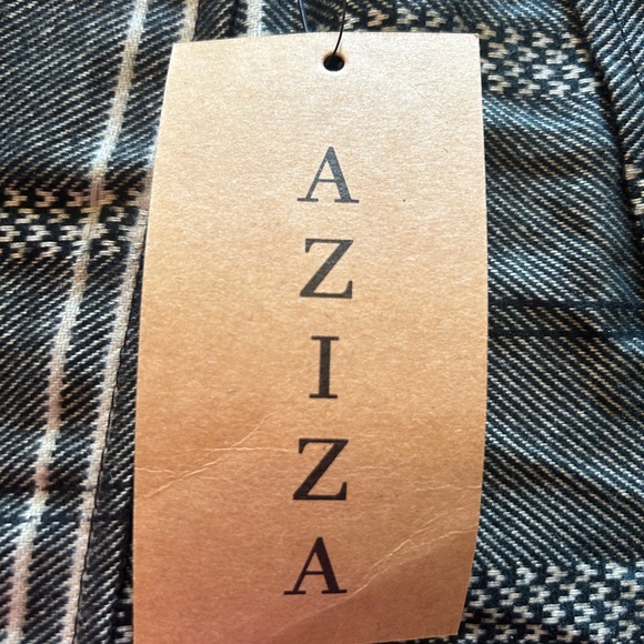 Aziza Wrap Shawl Women’s One Size Taupe Black Plaid - Picture 9 of 12